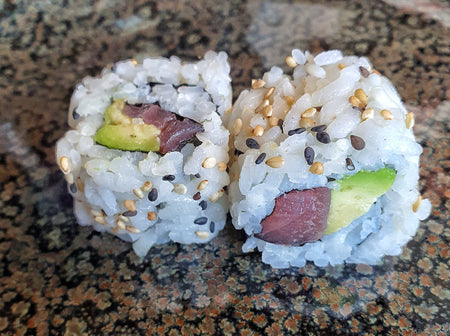 D. California rolls Thon, avocat, tobiko