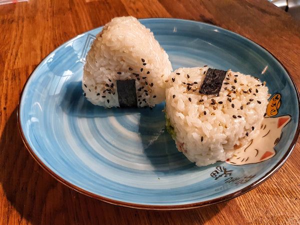 A.Onigiri Chair de crabe, crevette, surimi, mayonnaise – Modern Sushi